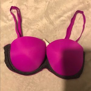 Pink/ Victoria Secret bra